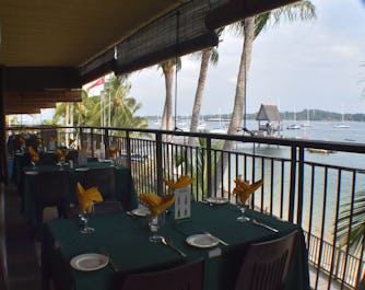 Coachman Inn Restaurant 