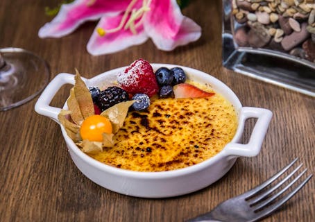 Astons Steak & Salad - Marina Square