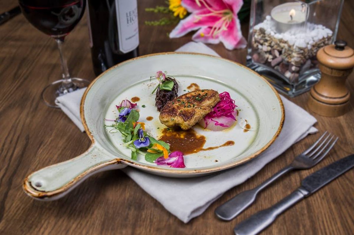 Astons Specialities - Victoria Street