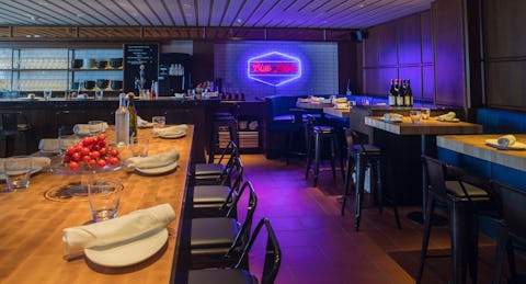 Blue Label Pizza & Wine – Ann Siang