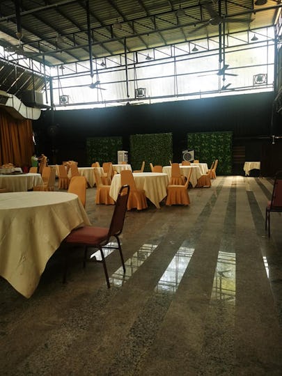 Jade Palace Seafood Restaurant