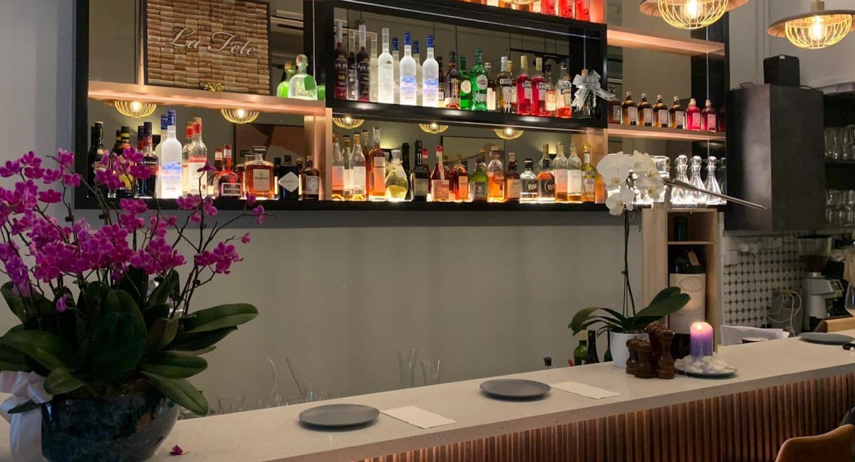 La Fête Wine Bistro & Bar