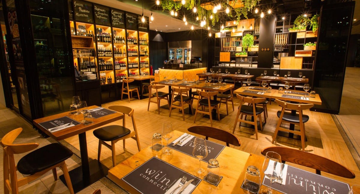 Wine Connection Bistro - PLQ 2